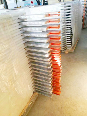 整體夾接式電積鋅陰極板